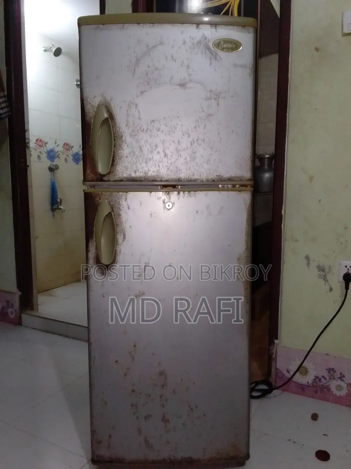 আর্জেন্ট ফ্রিজ বিক্রি