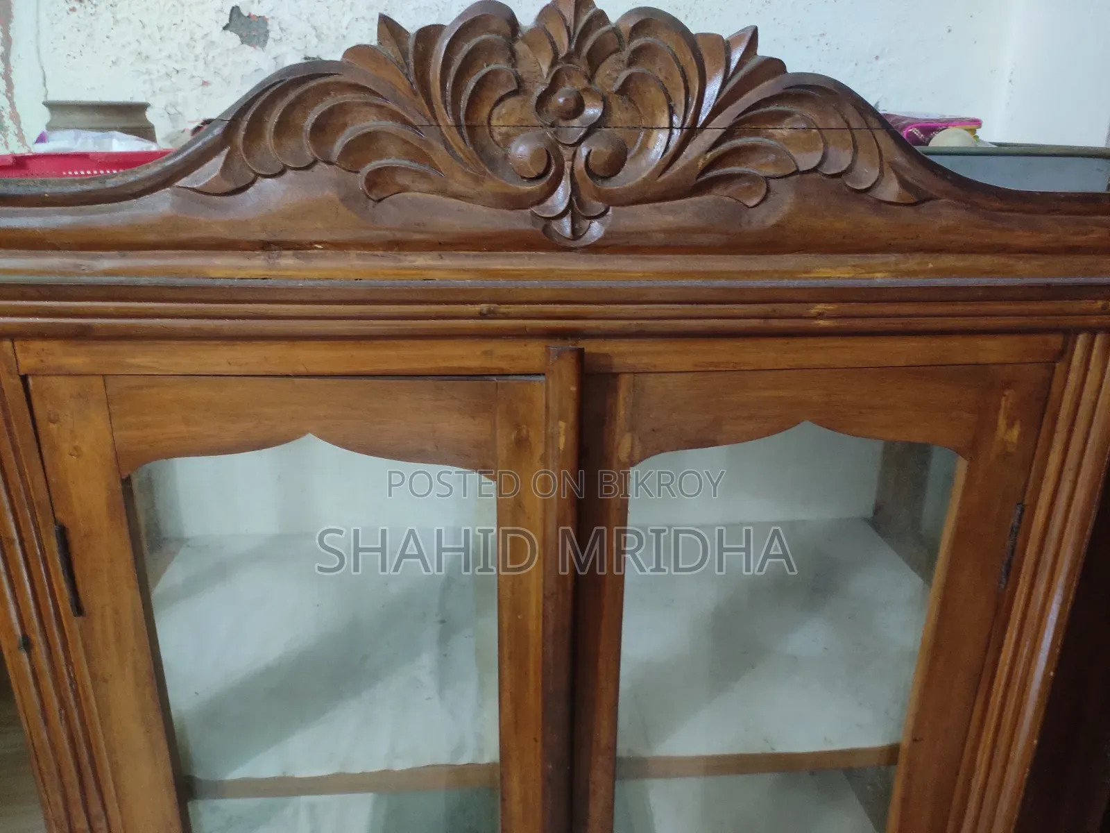 শোভকেস (কাঠ)