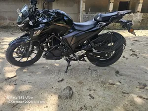 ইয়ামাহা ২০২৫ ব্ল্যাক