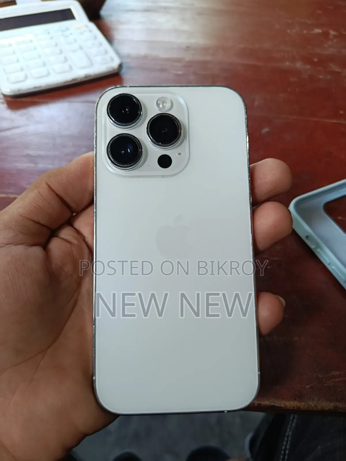 অ্যাপল আইফোন ১৪ প্রো ১২৮ জিবি সাদা