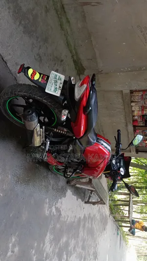 TVS Apache RTR 160 2V 2022 Red