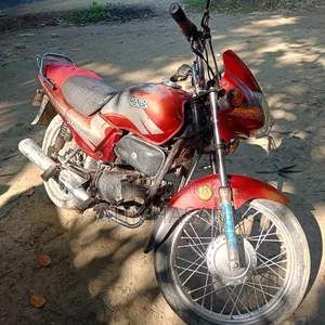 Hero Eco Deluxe 2018 Red