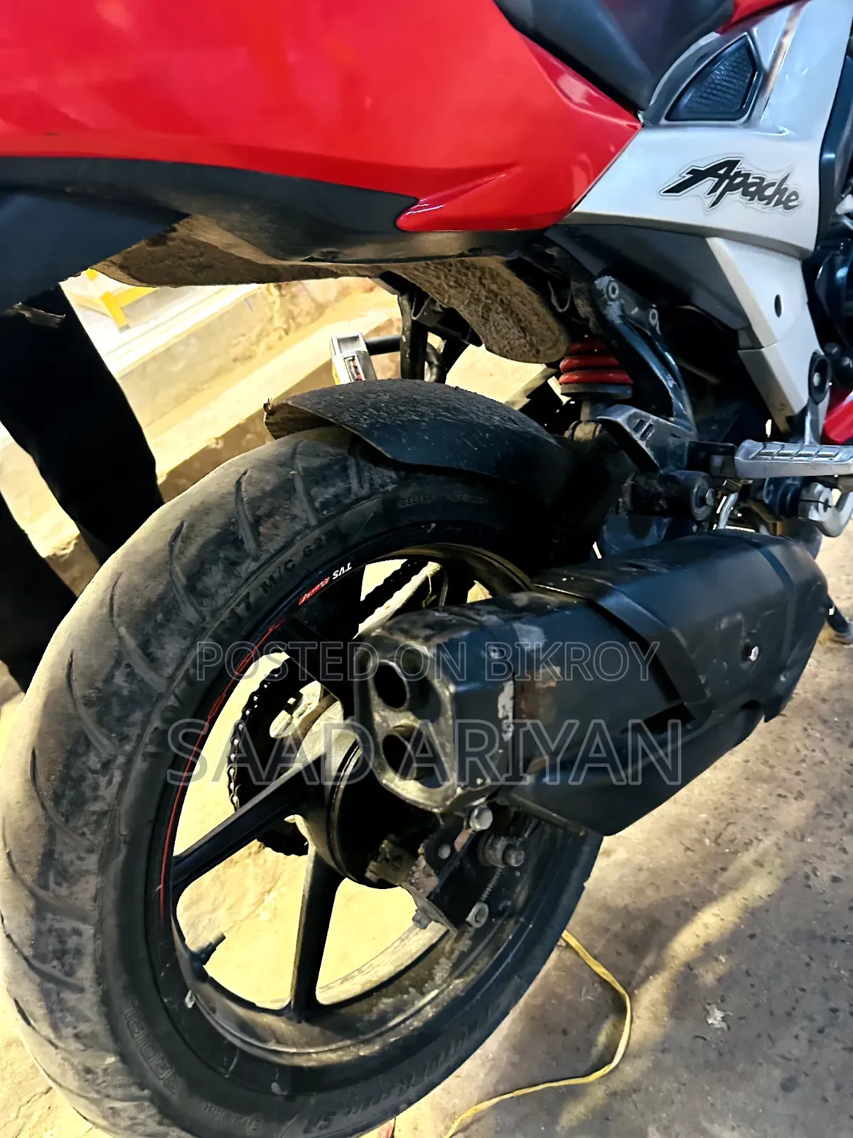 New TVS Apache RTR 160 4V 2022 Red
