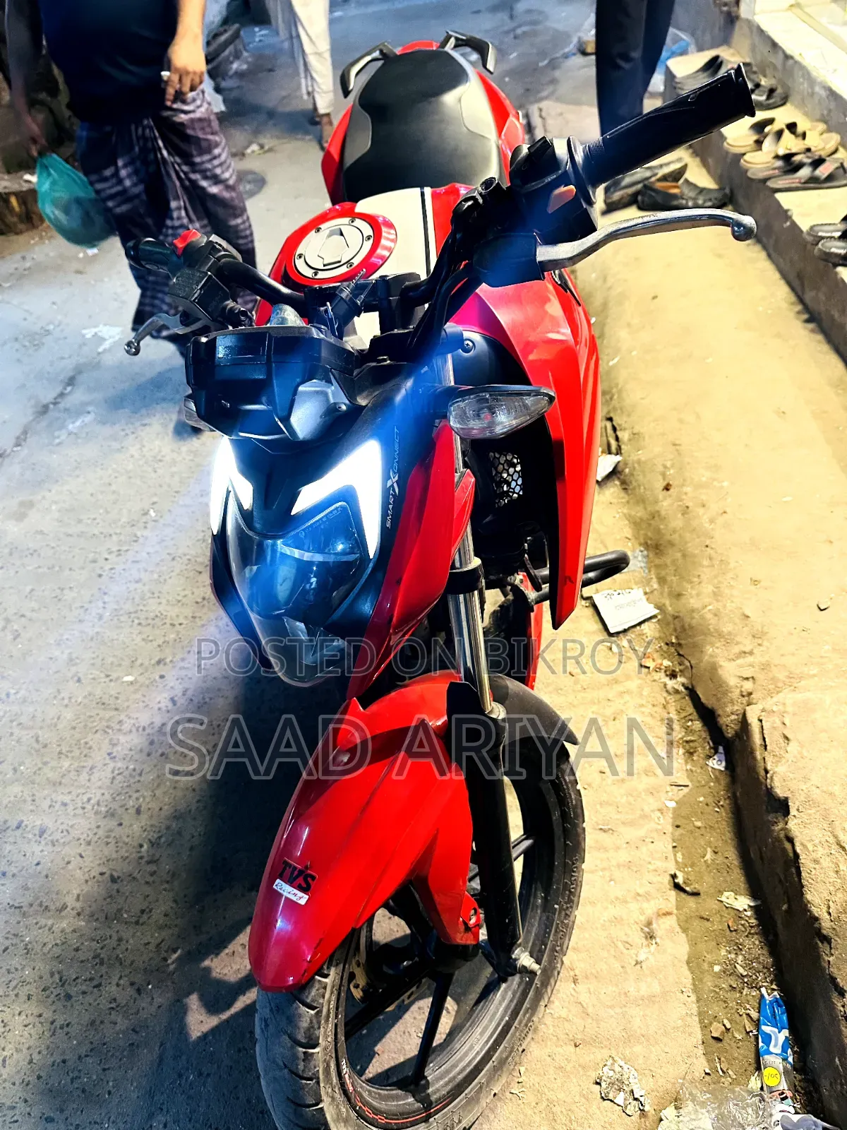 New TVS Apache RTR 160 4V 2022 Red