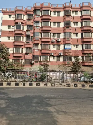 মোহাম্মদপুরে ৩টি বেডরুমের অ্যাপার্টমেন্ট বিক্রয়ের জন্য