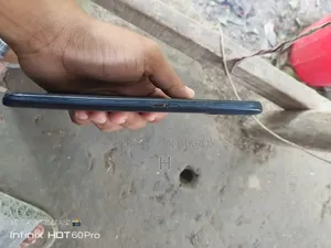 ইনফিনিক্স হট ১১ প্লে ৬৪ জিবি ব্ল্যাক