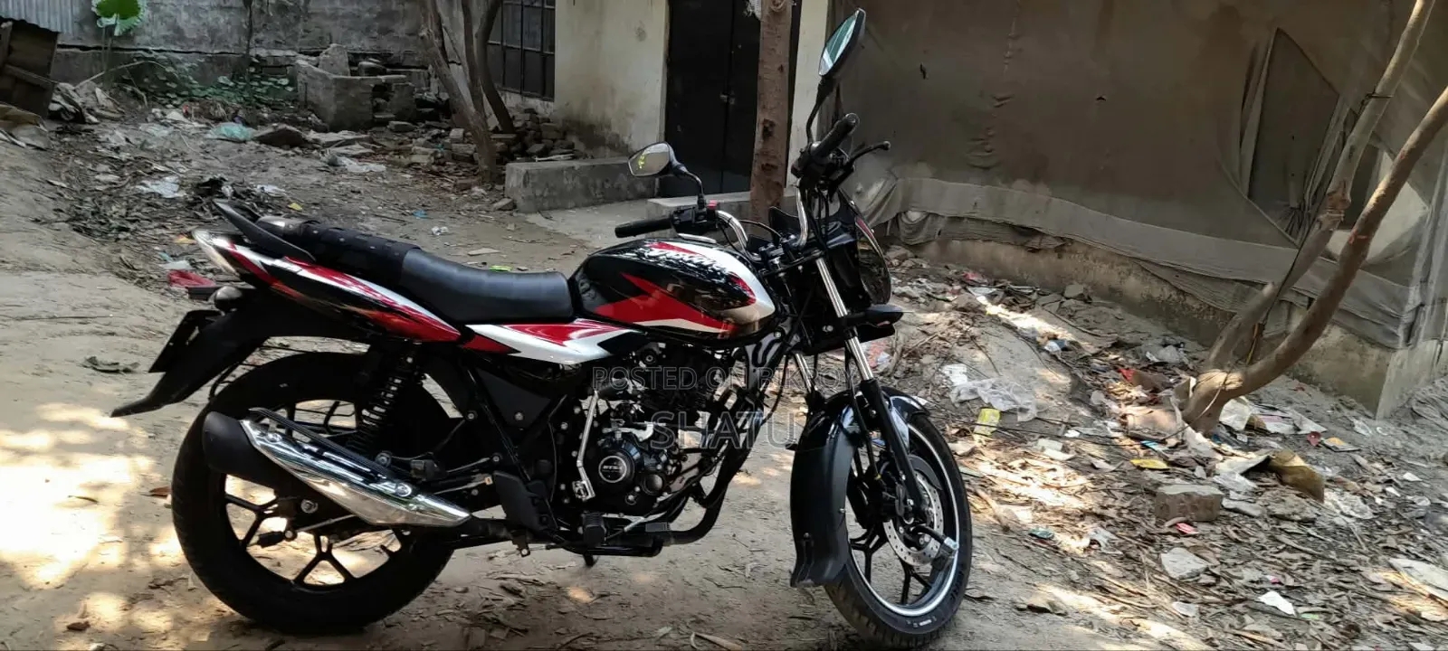 বাজাজ ডিসকভার ১২৫ ২০২৩