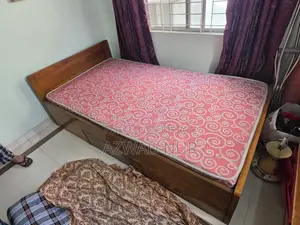 অরিজিনাল সেগুন কাঠের খাট কোয়ালিটিফুল ম্যাট্রেসসহ, ৭ বাই ৪ ফিট