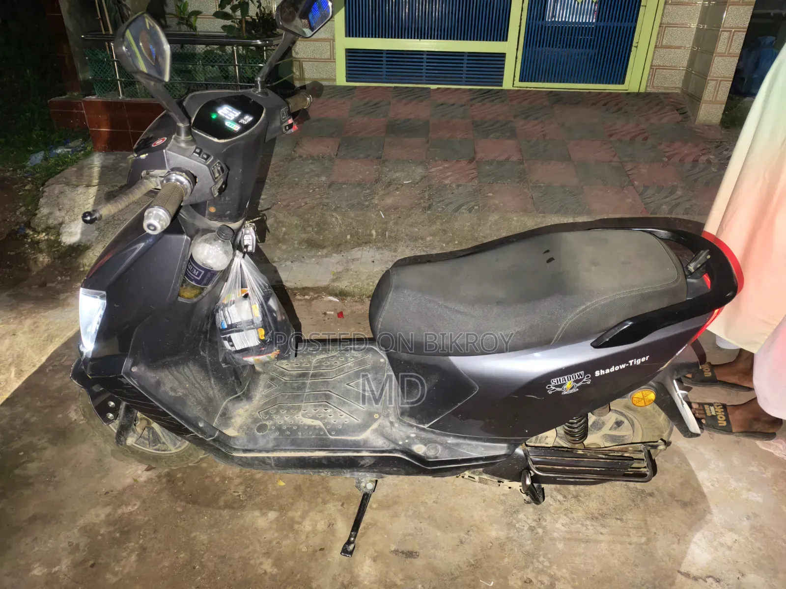 মোটরসাইকেল ২০২৪ গ্রে