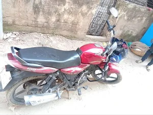 Bajaj Discover 100 2018 Red