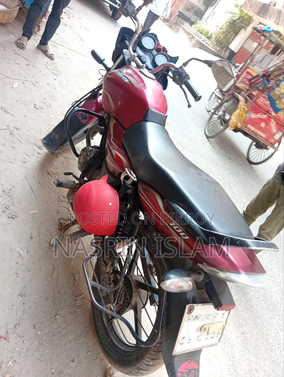 বাজাজ ডিসকভার ১০০ ২০১৮ রেড