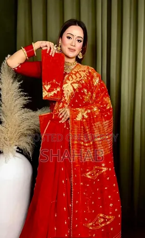 ঢাকাই জামদানি শাড়ি