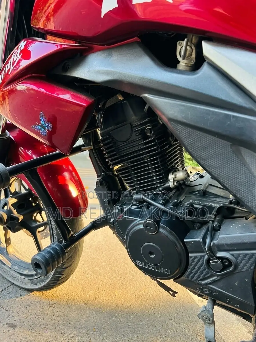 Suzuki Gixxer 2023 Red