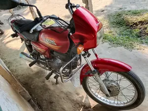 হিরো স্প্লেন্ডার প্লাস ২০১০ রেড