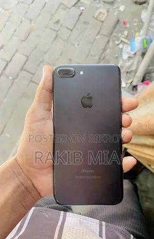 অ্যাপল আইফোন ৭ প্লাস ৩২ জিবি কালো