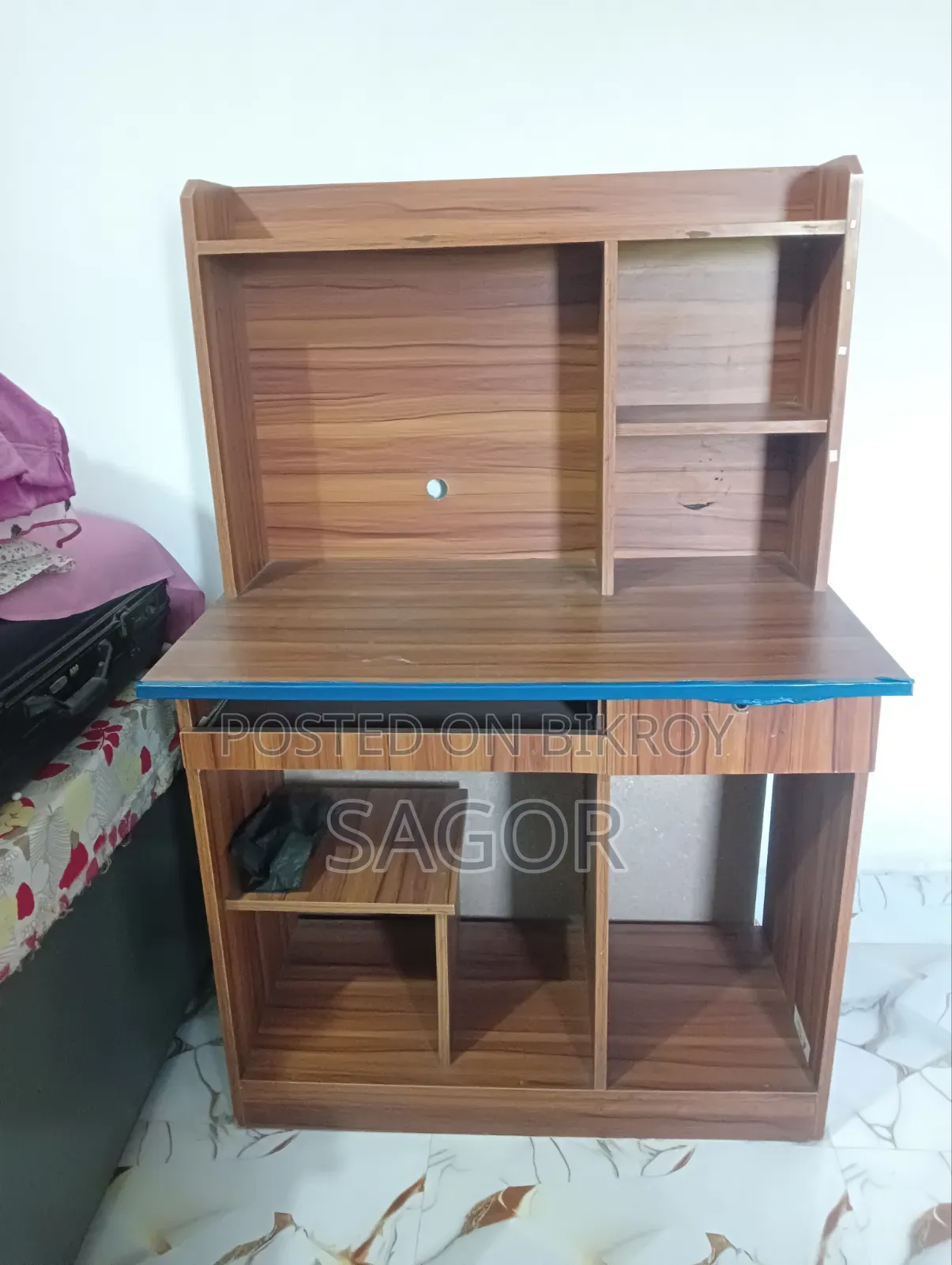 স্টাডি ও কম্পিউটার টেবিল (আকিজ বোর্ড)