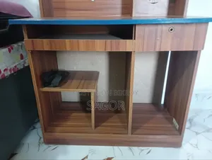 স্টাডি ও কম্পিউটার টেবিল (আকিজ বোর্ড)