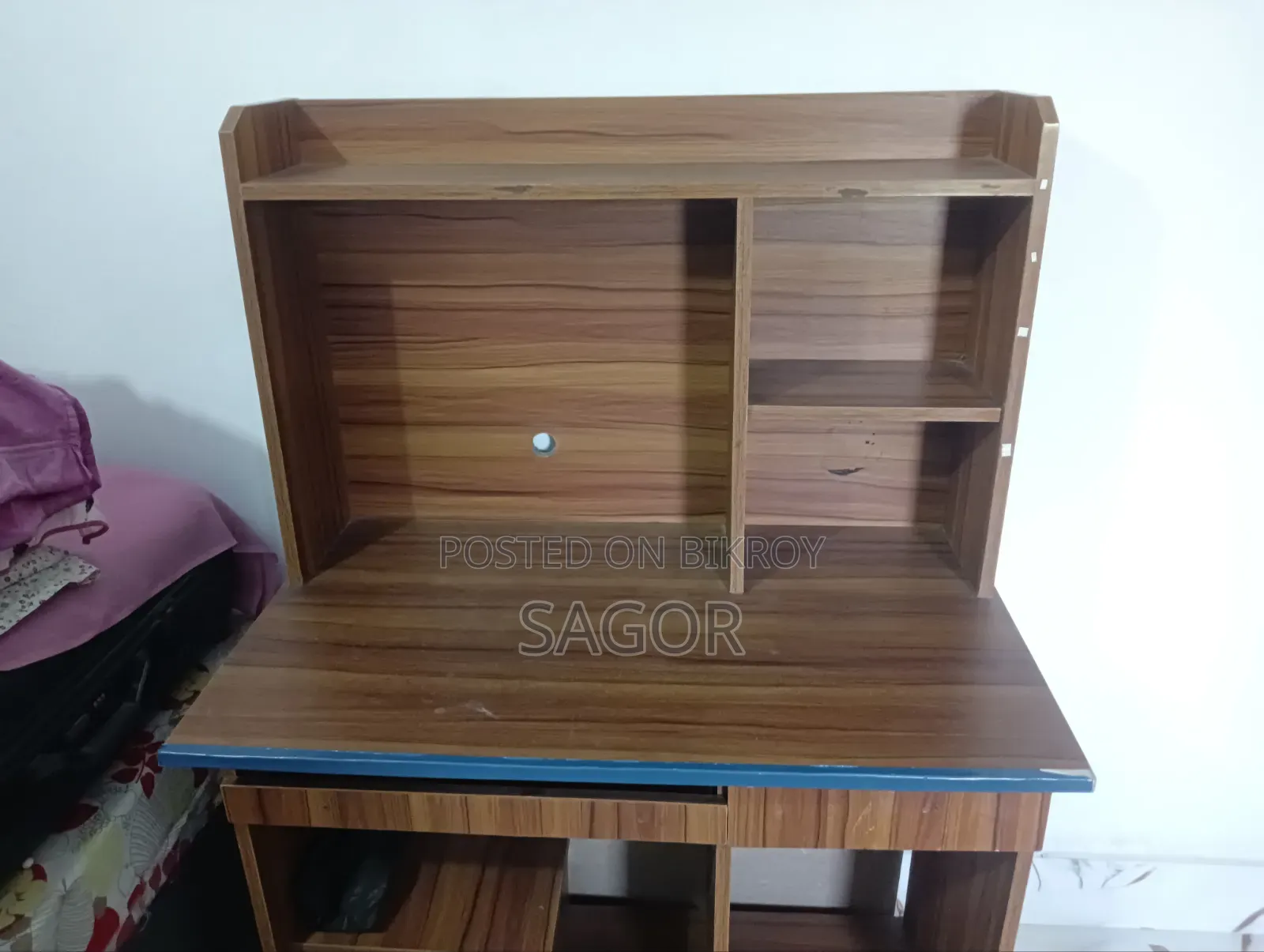 স্টাডি ও কম্পিউটার টেবিল (আকিজ বোর্ড)