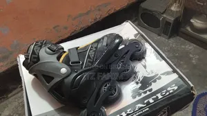 স্কেটিং জুতা