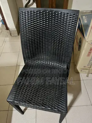 চেয়ারসহ রিডিং টেবিল