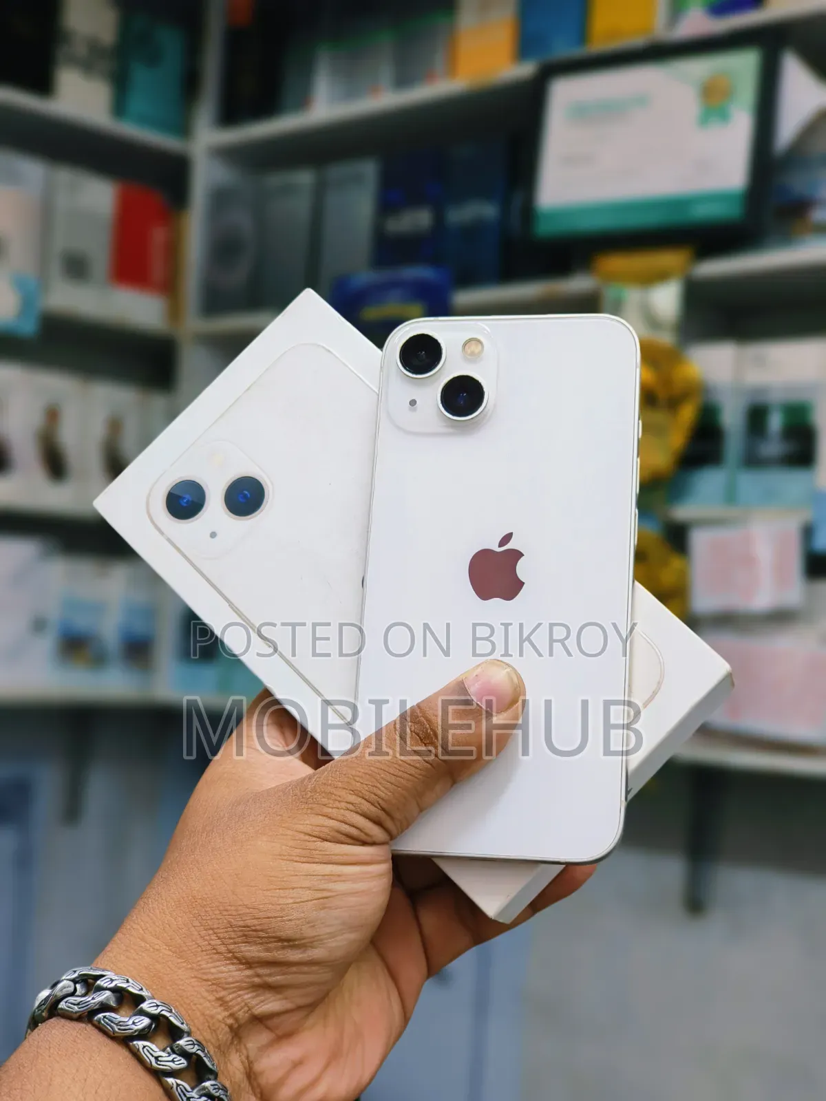 অ্যাপল আইফোন ১৩ ১২৮ জিবি হোয়াইট