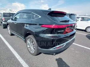 Toyota Harrier 2.5 Hybrid 2021 Black