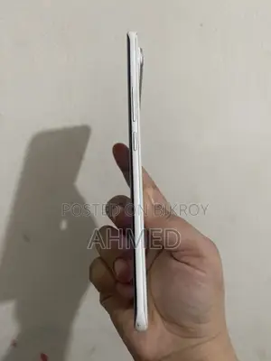 টেকনো পোভা ১২৮ জিবি হোয়াইট