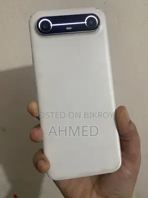 টেকনো পোভা ১২৮ জিবি হোয়াইট