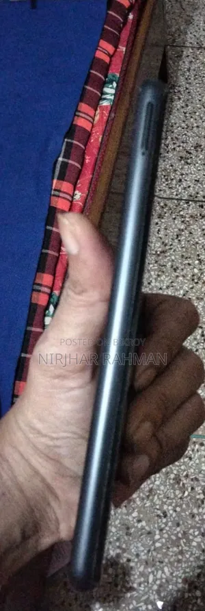 স্যামসাং গ্যালাক্সি এ১২ ৬৪ জিবি ব্ল্যাক