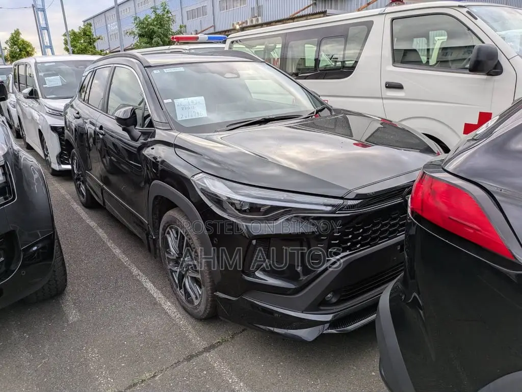 New Toyota Corolla Cross 2025 Black