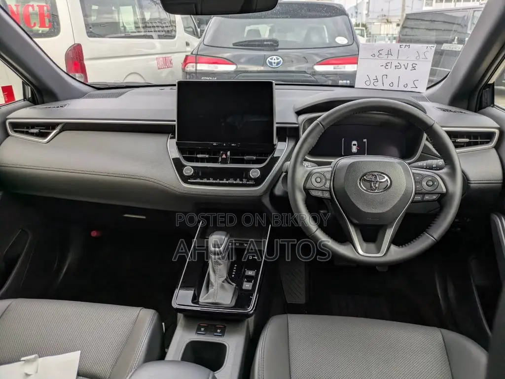 New Toyota Corolla Cross 2025 Black