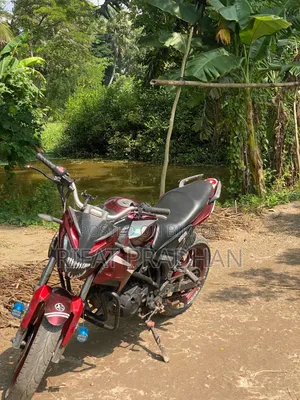 রোডমাস্টার র‌্যাপিডো ১৬৫ ২০১৮ লাল