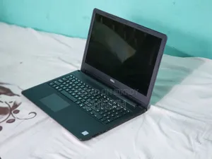 Laptop Dell Inspiron 15 3567 4GB Intel Core i3 HDD+SSD 128GB