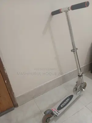 দুবাই থেকে বিক্রয়ের জন্য জাস্ট স্টার্ট কিক স্কুটার