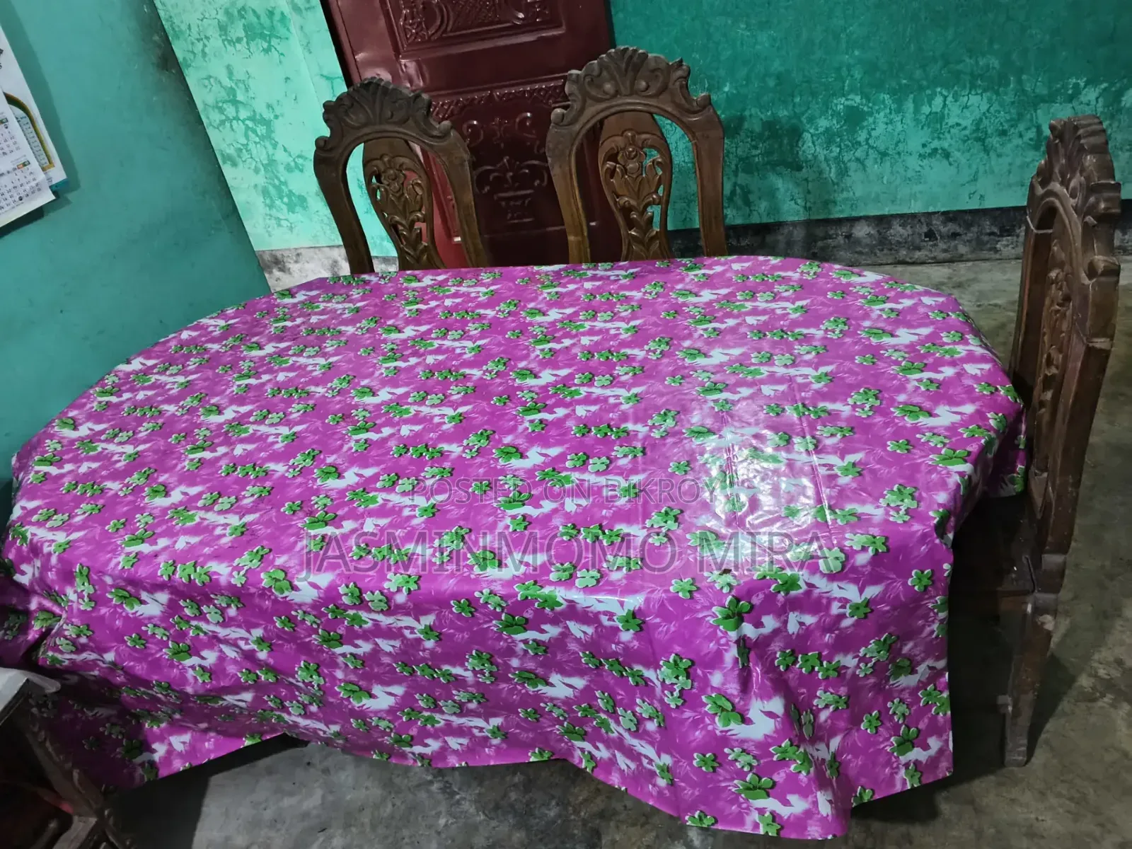 সেগুন গাছের টেবিল জাস্ট ৩ ইয়ার্স ইউজ করা ডিউরাবিলিটি অনেক ভালো