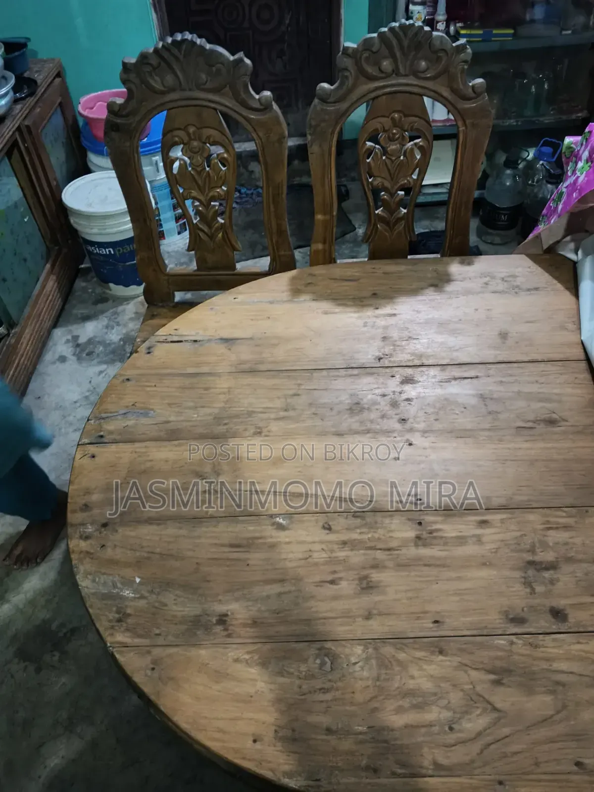 সেগুন গাছের টেবিল জাস্ট ৩ ইয়ার্স ইউজ করা ডিউরাবিলিটি অনেক ভালো