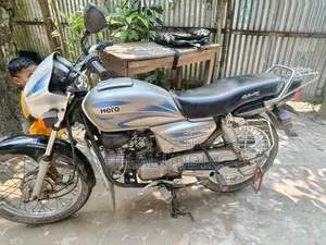 Hero Super Splendor 2015 Silver