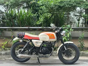 মোটরসাইকেল ২০১৪ হোয়াইট