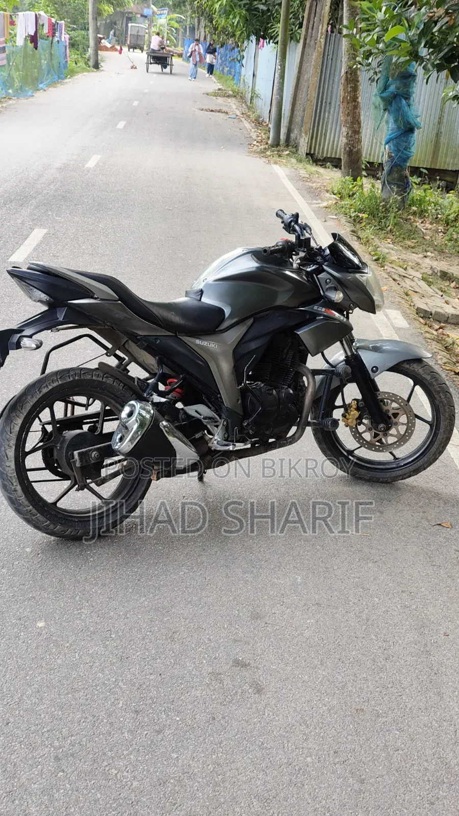সুজুকি জিক্সার ২০১৯ গ্রে