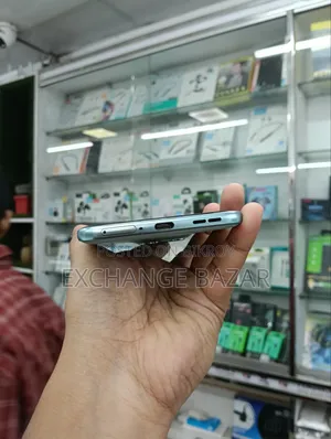 মোটর চলা এজ ৭০ ফিউশন ২৫৬ জিবি