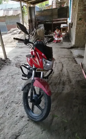 TVS Metro Plus 2017 Red