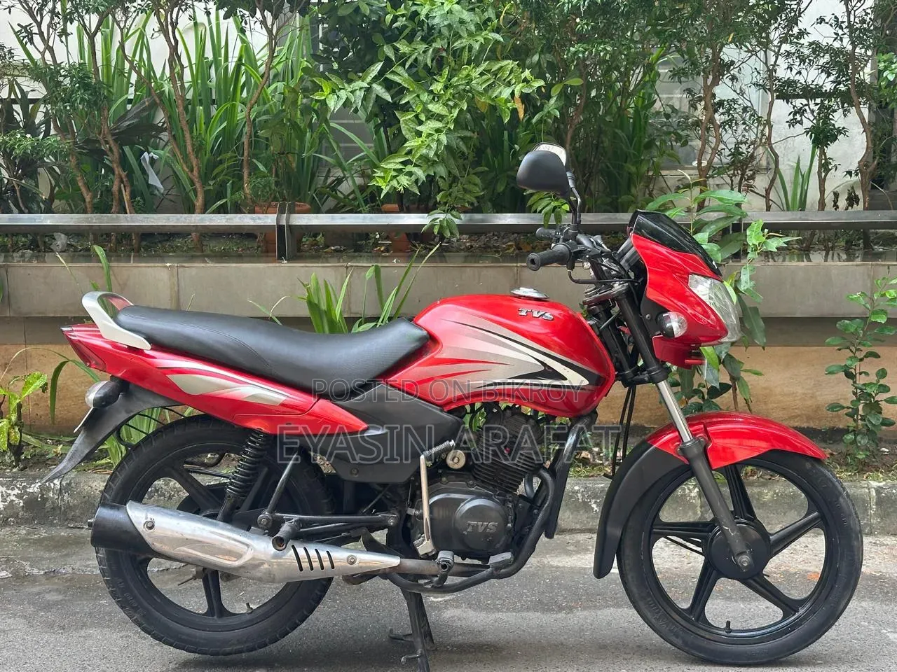 টিভিএস মেট্রো ২০২০ রেড