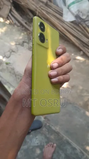 Motorola Moto G85 256 GB Green