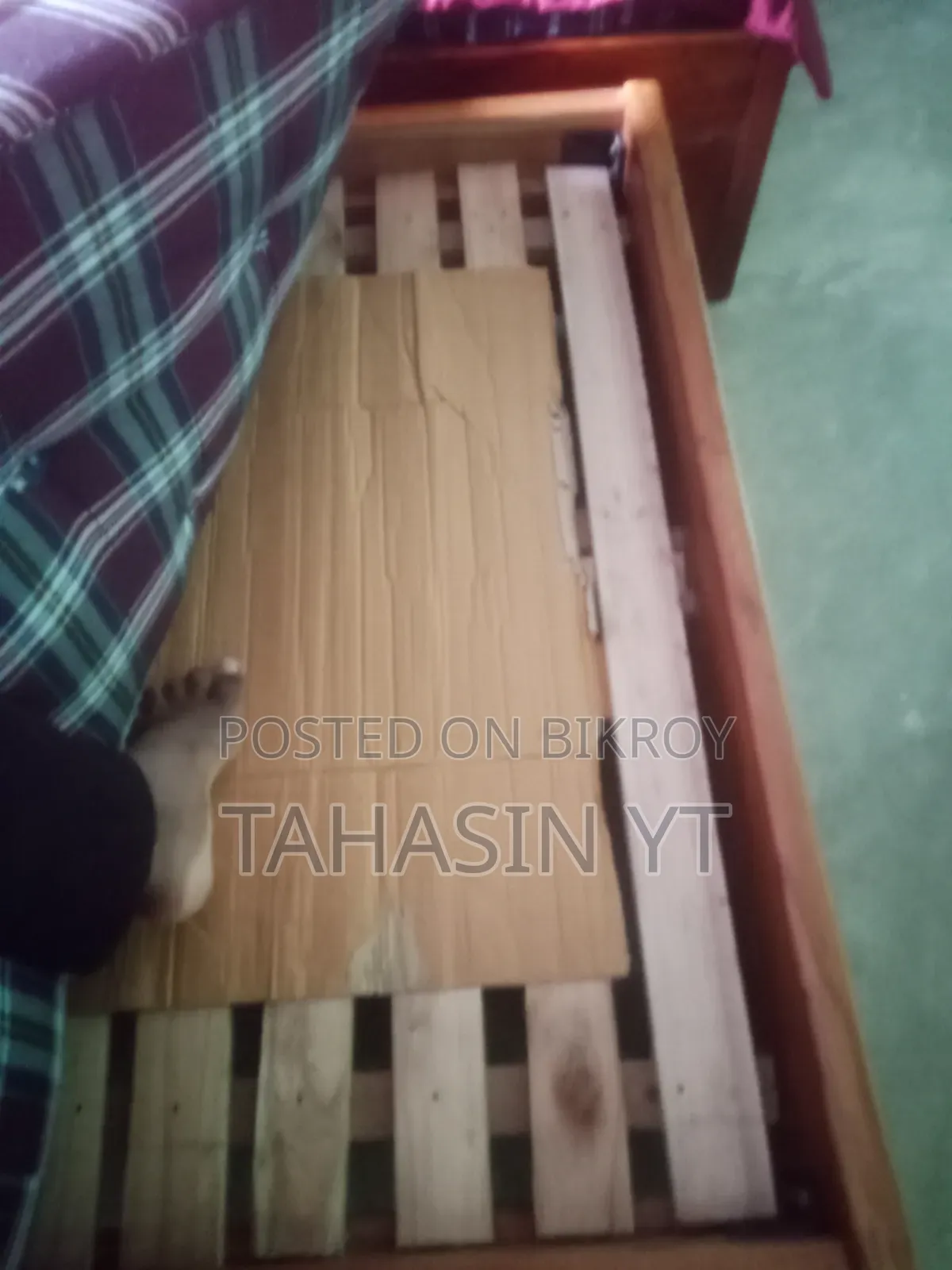 Big Size Single Bed