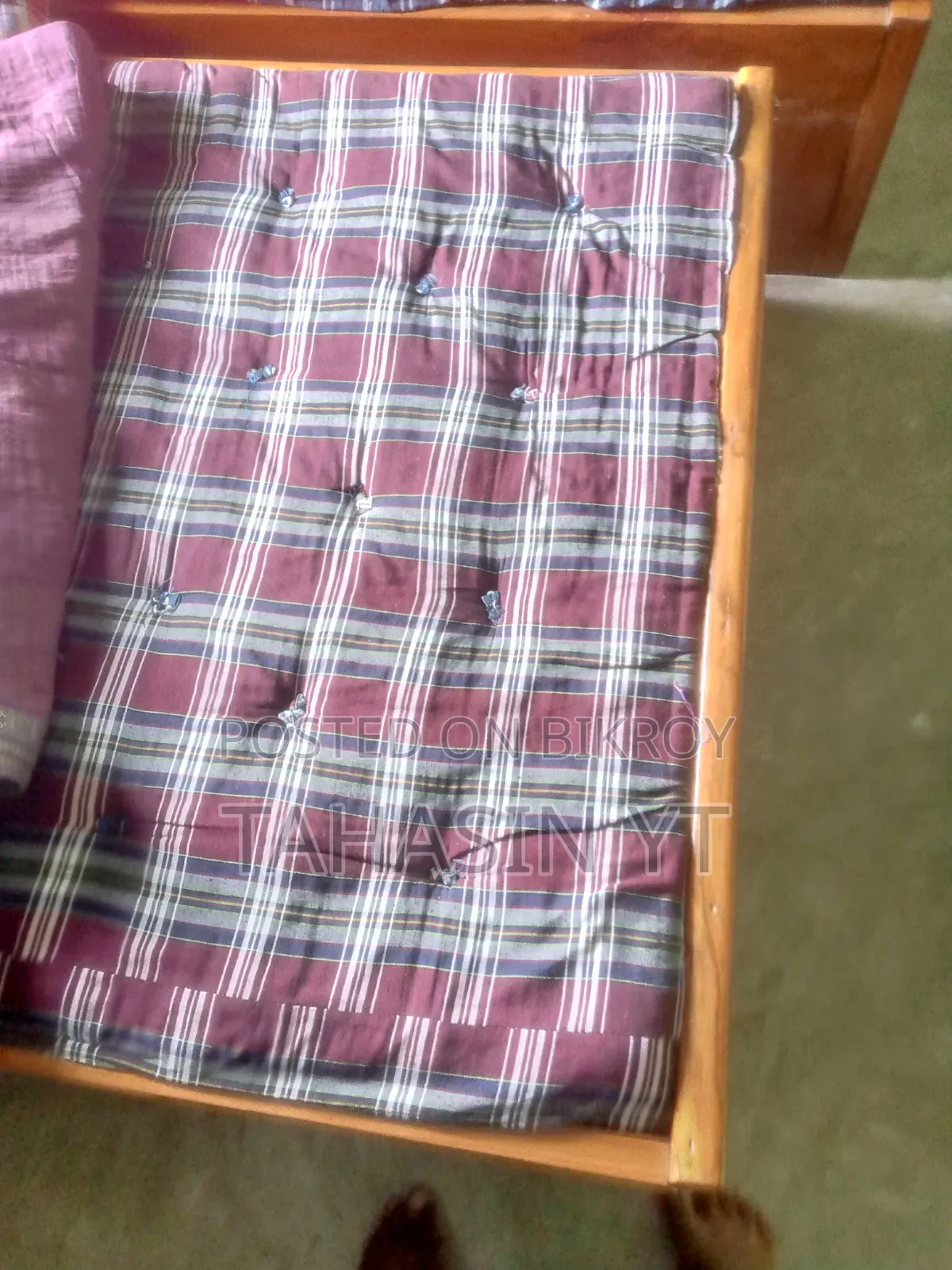 Big Size Single Bed