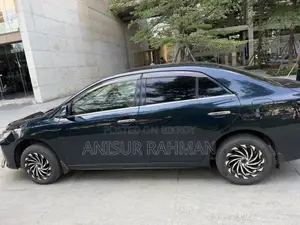 টয়োটা অ্যালিওন ২০১৬ নীল