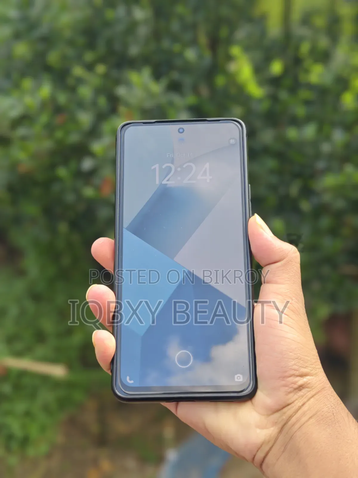 iQOO 256 GB Blue