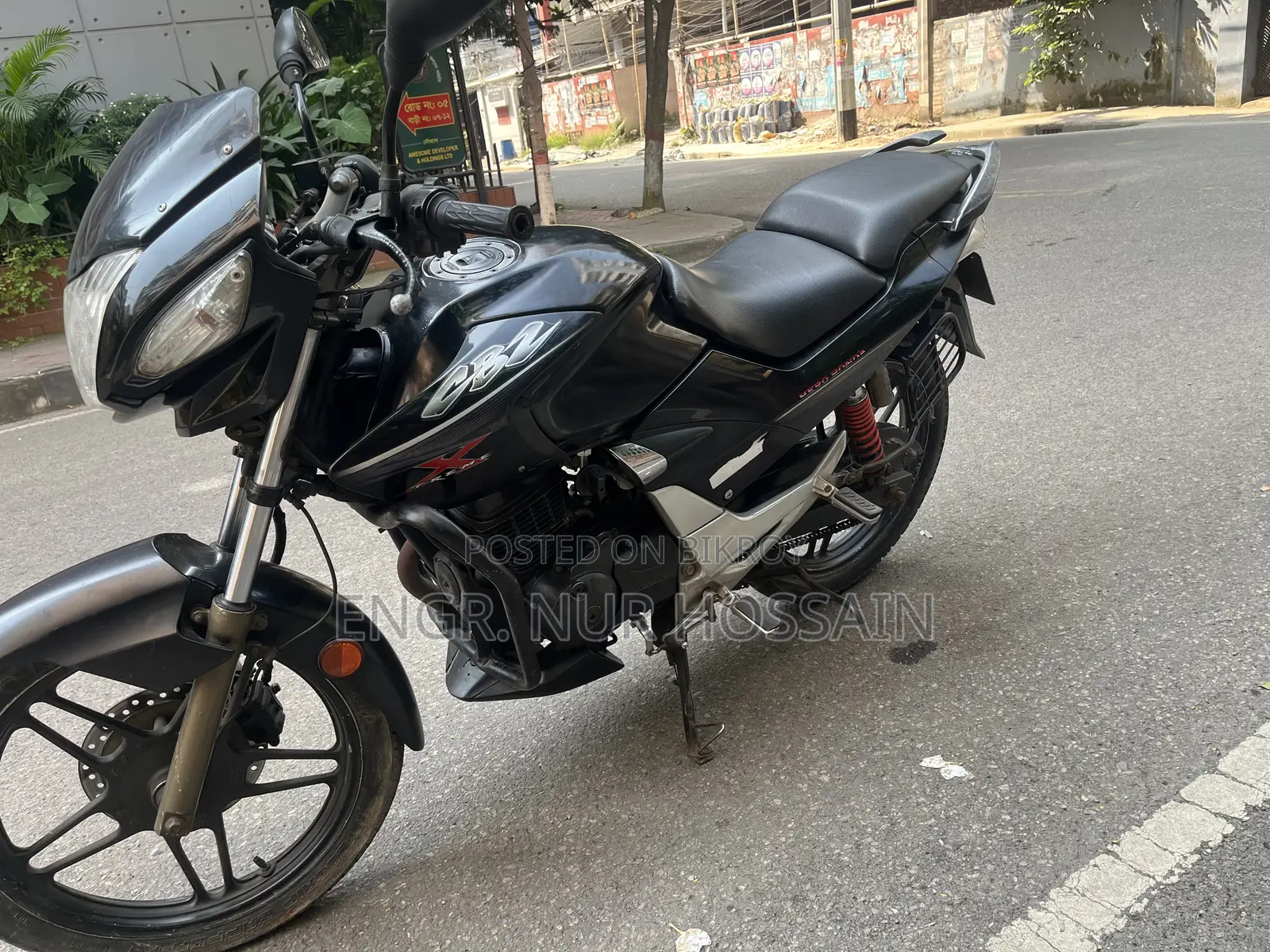 হোন্ডা ২০১৭ ব্ল্যাক