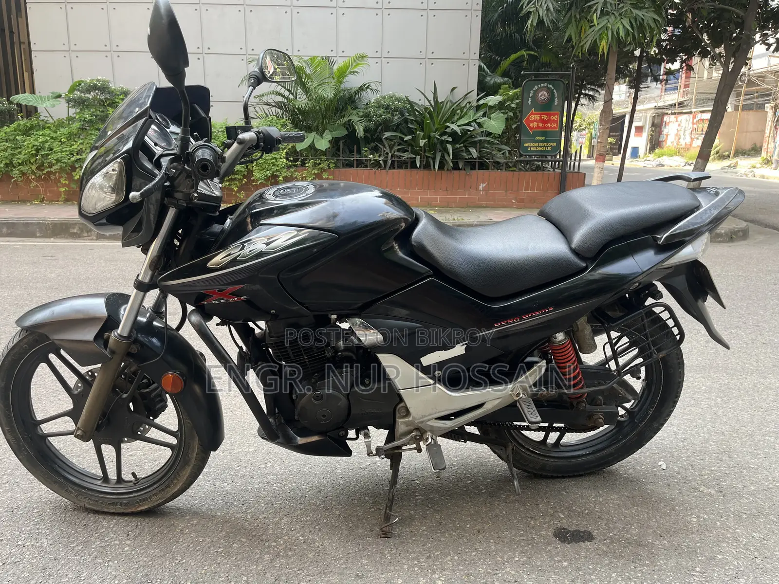 হোন্ডা ২০১৭ ব্ল্যাক