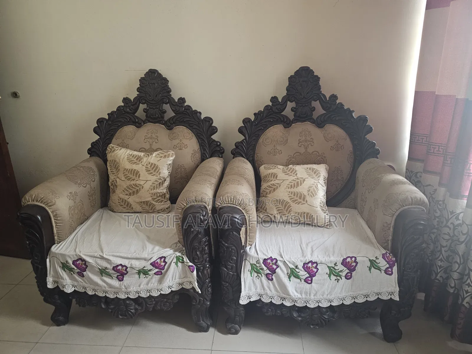 Traditional Sofa